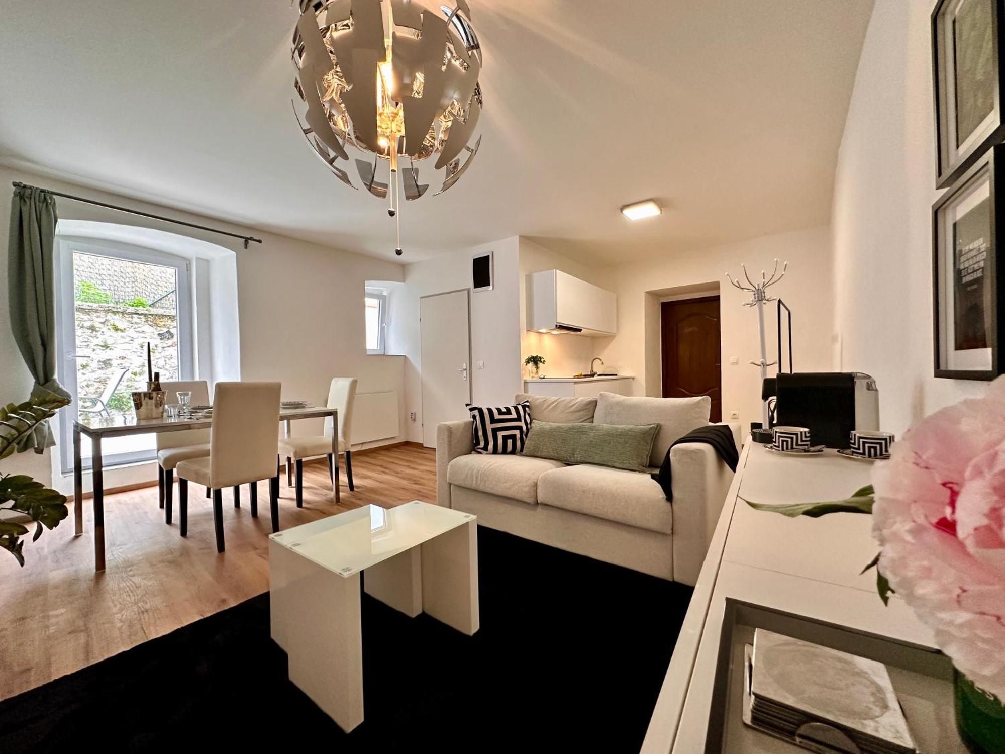 Schoene Ferienwohnung Schottwien Екстериор снимка